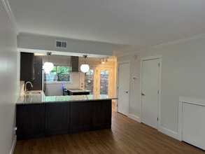 3073 Colonial Way in Chamblee, GA - Building Photo - Building Photo