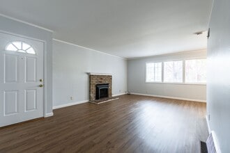 2279 Charleston Ave in San Bruno, CA - Building Photo - Building Photo