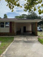 3223 Chalmers Dr in Wilmington, NC - Building Photo - Building Photo