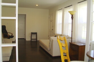 8017 Campion Dr in Los Angeles, CA - Building Photo - Building Photo