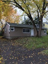 444 Lillian Ave in Syracuse, NY - Building Photo