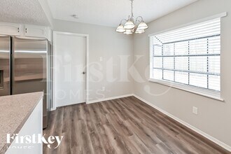 8222 Streamside Dr in Houston, TX - Building Photo - Building Photo