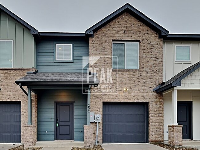 1001 Boxwood Ln