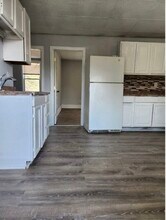 29 Peck St-Unit -3 in Southbridge, MA - Building Photo - Building Photo