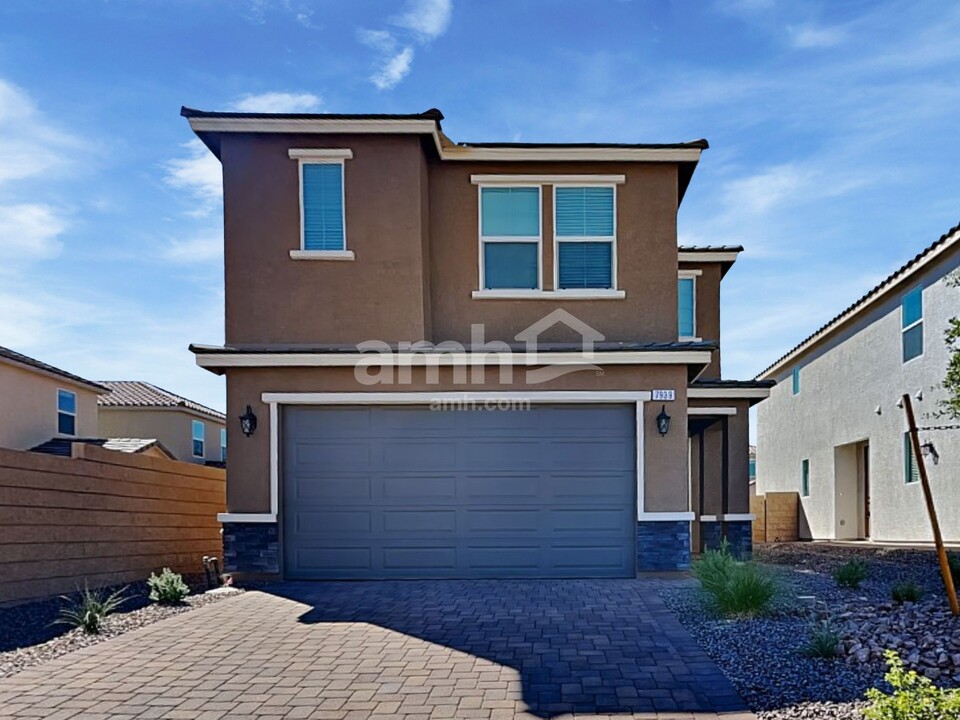 7939 Escolta Ct in Las Vegas, NV - Building Photo