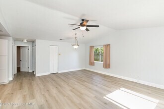 122 Atlas Ln in Satellite Beach, FL - Building Photo - Building Photo