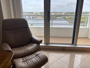 4201 N Ocean Blvd, Unit 809 in Boca Raton, FL - Building Photo - Building Photo