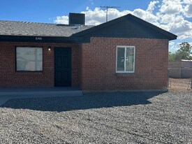 646 N Desert Ave in Tucson, AZ - Building Photo