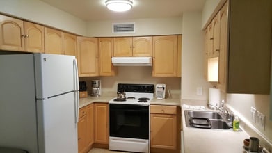 2413 N Loretta Dr in Tucson, AZ - Building Photo - Building Photo
