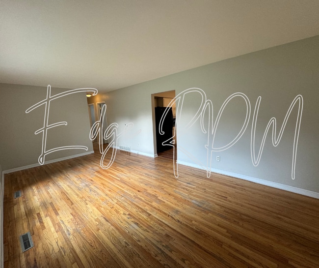 3311 Pridemore Dr in Cedar Falls, IA - Building Photo - Building Photo