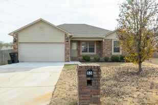 55 Bryson Dr in Ward, AR - Building Photo