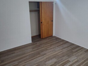 1670 Fairmount Dr in Florissant, MO - Building Photo - Building Photo