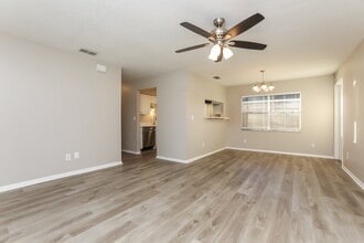 2751 8th St in St. Cloud, FL - Building Photo - Building Photo