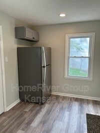 2912 Haskell Ave photo'