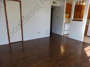 816 Wright St in Clovis, NM - Building Photo - Building Photo