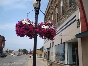 321 River St in Manistee, MI - Building Photo - Building Photo