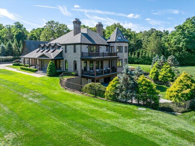 property at 2 Sunset Ln