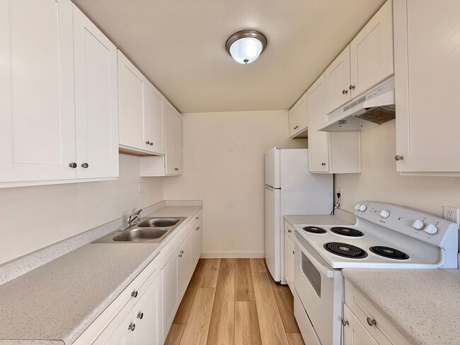 7014-2 Amherst St in San Diego, CA - Building Photo - Building Photo