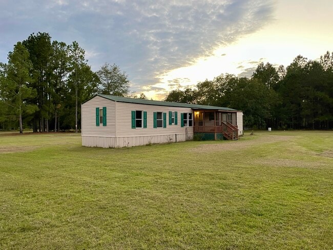 property at 2100 Bryan Ct