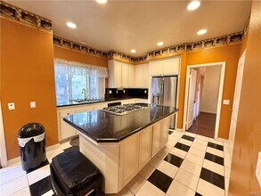 31 Wakonda in Trabuco Canyon, CA - Building Photo - Building Photo