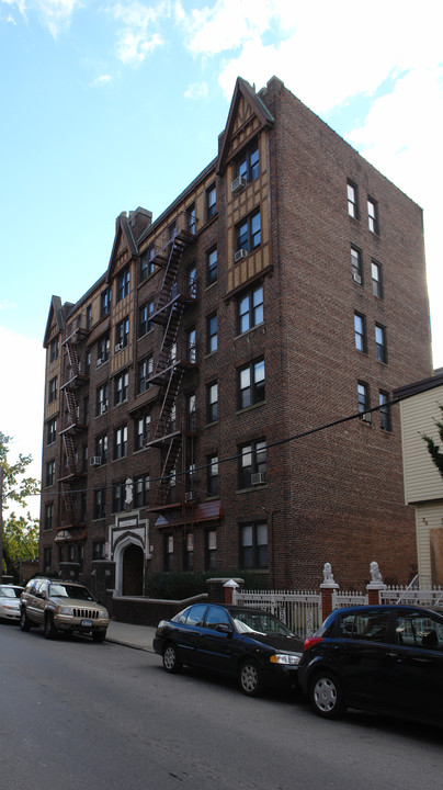 26-30 Post St in Yonkers, NY - Foto de edificio