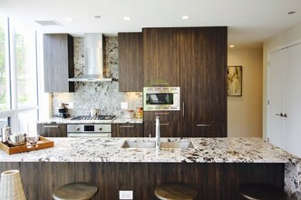 740 N Hudson Ave in Chicago, IL - Foto de edificio - Building Photo