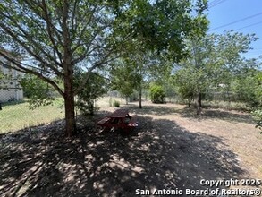 6705 Brothers Ln in San Antonio, TX - Building Photo - Building Photo