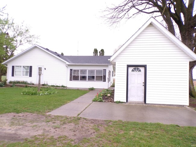 property at 7623 S 750 E