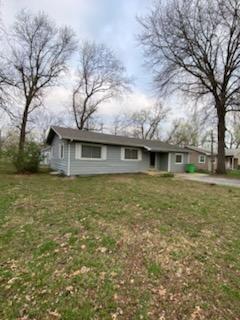 1134 N Sycamore St in Ottawa, KS - Building Photo