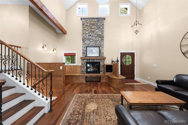 1177 Newport St in Denver, CO - Building Photo - Building Photo