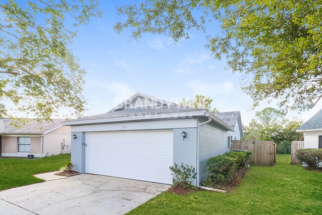 1019 Wainright Dr in Oviedo, FL - Building Photo - Building Photo