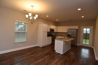 89 1st St in Richmond Hill, GA - Building Photo - Building Photo