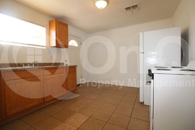 3365 N Stone Ave in Tucson, AZ - Building Photo - Building Photo