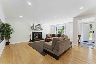22 Welkin Crescent in Ottawa, ON - Building Photo - Building Photo