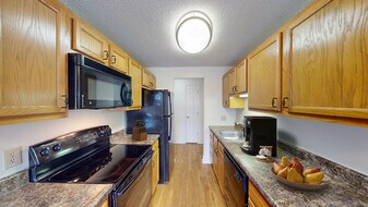 Regency Park North in Queensbury, NY - Building Photo