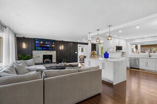 7018 Le Claire Ave, Unit SI ID1496926P in Skokie, IL - Building Photo