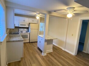 111 Washington Ave, Unit B in Golden, CO - Building Photo - Building Photo