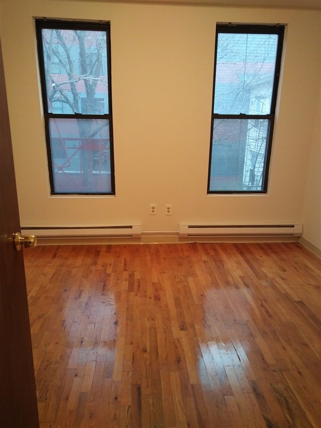 property at 1409 Grand St