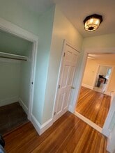 31 Walter St, Unit 3 in Lynn, MA - Foto de edificio - Building Photo