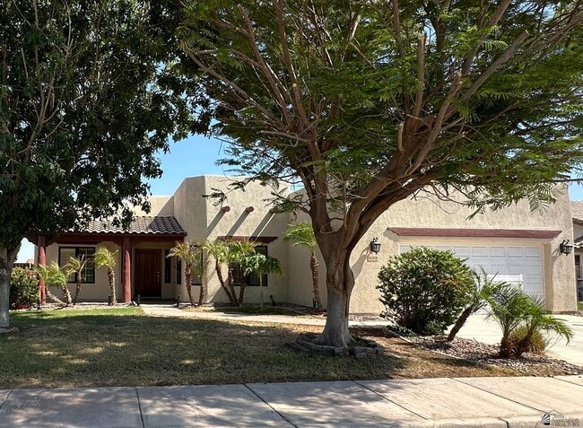 property at 4722 W 28th Pl