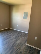 519 45th St-Unit -B in Lubbock, TX - Building Photo - Building Photo