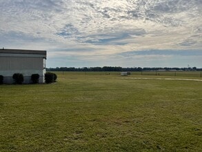 2125 Bud Hawkins Rd in Dunn, NC - Building Photo - Building Photo