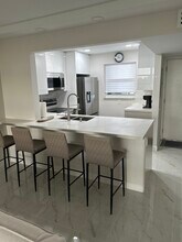 1391 S Ocean Blvd, Unit 605 in Pompano Beach, FL - Building Photo - Building Photo