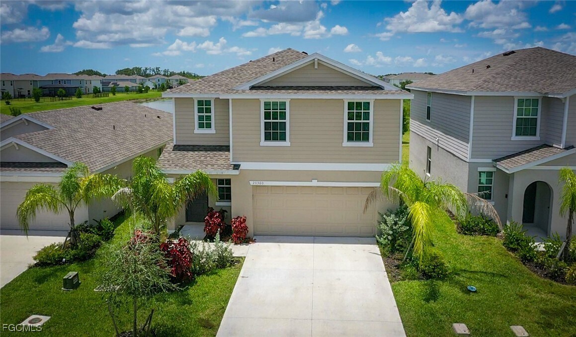 20360 Caroline Crk Pl in Lehigh Acres, FL - Foto de edificio