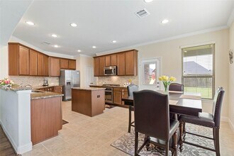 31070 Timber Bend Ln in Spring, TX - Building Photo - Building Photo