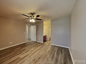 80 Vincent Ln in La Vergne, TN - Building Photo - Building Photo