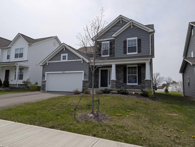 6658 Constitution Way in Powell, OH - Foto de edificio - Building Photo