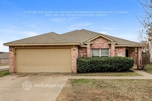 704 Gibson St in Cedar Hill, TX - Building Photo