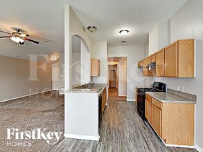 19707 Cozy Cabbin Dr in Katy, TX - Foto de edificio - Building Photo