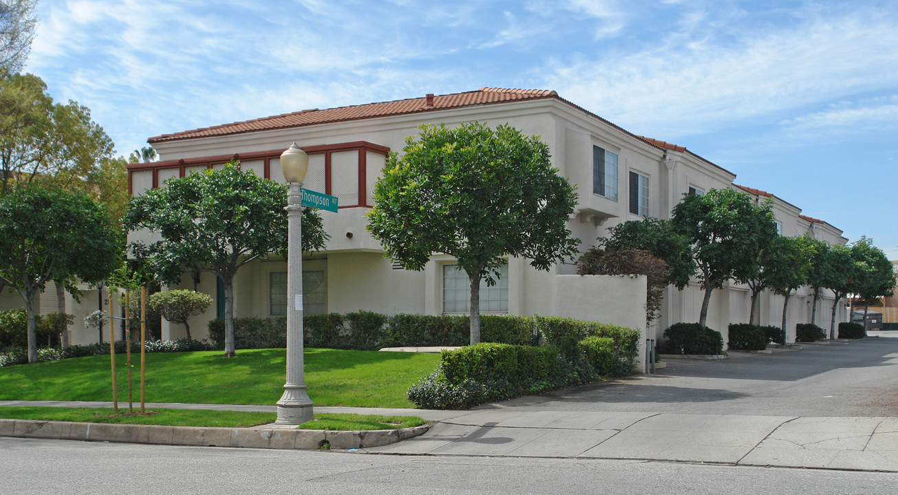 29 Daisy Ave in Pasadena, CA - Building Photo